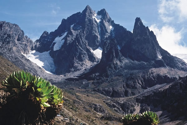 You are currently viewing   4 Days Mount Kenya Climbing NaroMoru Route